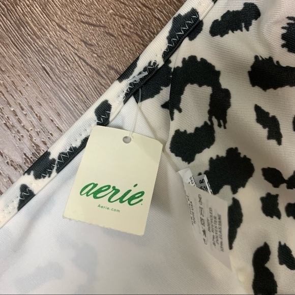 Aerie animal print wrap tie front bikini top - Picture 6 of 6